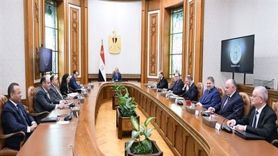  تعزيز العلاقات الثنائية.. الرئيس السيسي يستقبل وفداً روسياً رفيع المستوى