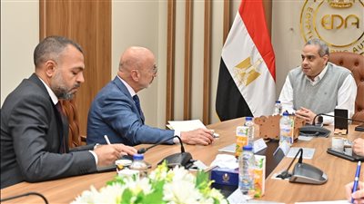 رئيس هيئة الدواء يجتمع مع الرئيس التنفيذي للمنظمة الأمريكية لتصنيع الدواء بمنطقتي الشرق الأوسط وأفريقيا