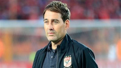 رسميًا.. رينيه فايلر مدرب الأهلي السابق يعود للتدريب مع هذا النادي