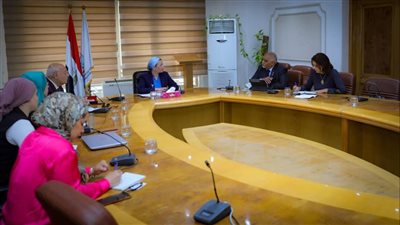 وزيرة البيئة: خلق فرص الاستثمار في مشروعات الغذاء يحقق التكيف مع آثار تغير المناخ 