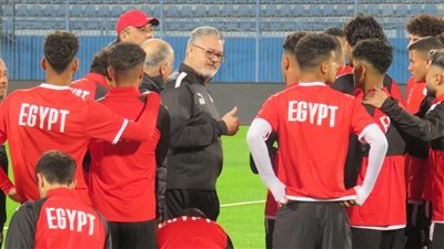 ثلاثي هجومي.. ميكالي يعلن تشكيل منتخب مصر الأولمبي لمواجهة زامبيا