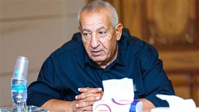 كامل أبو علي يتقدم باستقالته من رئاسة المصري البورسعيدي