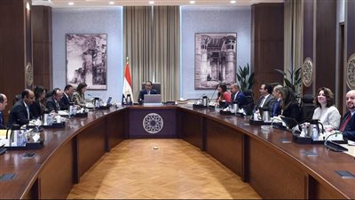 رئيس الوزراء يستكمل استعراض مقترح الخطة الاستثمارية للعام المالي 2023- 2024
