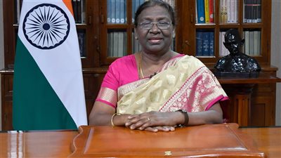 رئيسة الهند تمنح جوائز بادما الرفيعة إلى 106 شخصًا (صور)