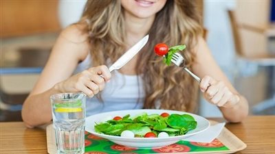 تجنباً للسمنة.. نصائح هامة للحفاظ على رشاقتك في شهر رمضان