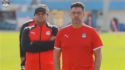 اللمسات الأخيرة للتشكيل .. فيتوريا يحذر لاعبي المنتخب من مواجهة مالاوي