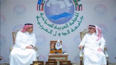 منح الرئيس التنفيذي لطيران ناس بندر المهنا وسام السياحة العربية من الدرجة الأولى