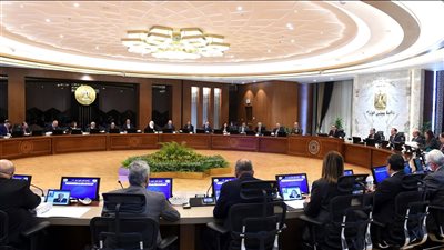 مدبولي يوجه بضرورة أن تستكمل باقي الوزارات تدريجياً إجراءات الانتقال للعمل بالعاصمة الإدارية الجديدة