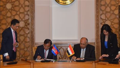 وزير الخارجية يستقبل نائب رئيس الوزراء ووزير الخارجية والتعاون الدولي بمملكة كمبوديا