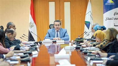 وزير الصحة: القيادة السياسية تولي اهتمامًا كبيرًا بالمشروع القومي لتنمية الأسرة