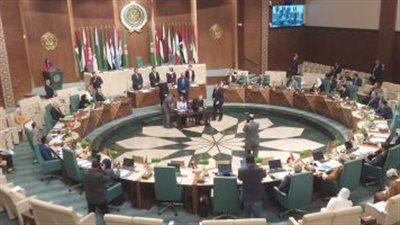 الجامعة العربية تدعو لتوفير السبل اللازمة لحماية ورعاية الأطفال الايتام