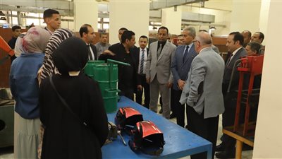 وزير القوى العاملة يتفقد مركز  تدريب مهني