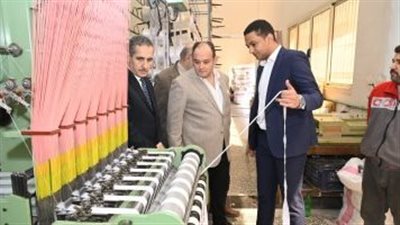 وزير الصناعة: مجمع الصناعات النسيجية بالغربية يضم611 وحدة متخصصة