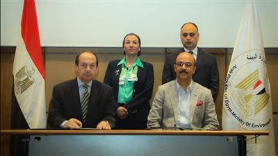 وزيرة البيئة تشهد توقيع ثلاث إتفاقيات بقيمة ٢٢مليون يورو لدعم مشروعات التحكم فى التلوث الصناعى