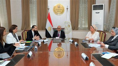 وزير التربية والتعليم يتفق مع صندوق 