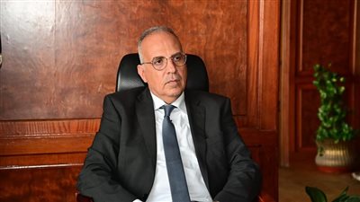 سويلم: هيئة المساحة تشارك فى العديد من المشروعات القومية الكبرى من خلال تنفيذ أعمال الرفع المساحى