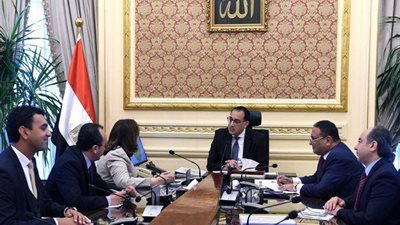 رئيس الوزراء يلتقى وزيرة الهجرة لاستعراض عدد من ملفات العمل