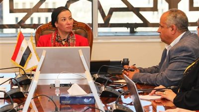 وزيرة البيئة تستكمل مشاوراتها لدعم الاستثمار البيئى بالمحميات الطبيعية