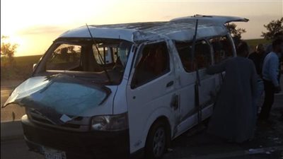 بينهم 14 طفلا.. تفاصيل حادث انقلاب سيارة رحلات بالإسماعيلية