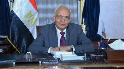 وزير التربية والتعليم يصدر قرارًا وزاريًا بترقية 3886 معلمًا