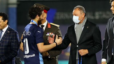 تفاصيل.. اقتراب رمضان صبحي وثنائي الأهلي من الدوري السعودي