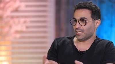 تصريحات نارية لـ أحمد فهمي: هنا مبتعرفش تطبخ.. بخاف من معجبة بتهددني
