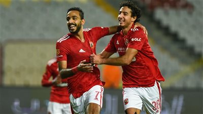 بيضيع كل اللي بيعمله.. لاعب الأهلي السابق يهاجم كهربا