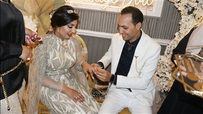 الإعلامي محمد سمير يحتفل بخطوبته في حضور نجوم الفن والسياسة  