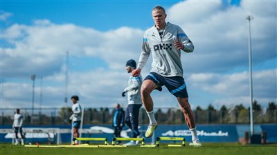 قمة الدوري الإنجليزي.. هالاند يقود هجوم مانشستر سيتي أمام أرسنال