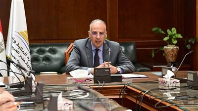 سويلم يتابع إجراءات تقييم ومتابعة حالة المنشآت المائية بمختلف المحافظات