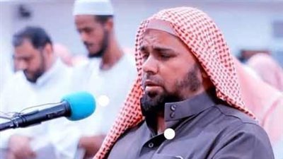 رزق بمولود قبل رحيله.. وفاة مفاجئة للقارئ الشهير عبدالله كامل عن 37 عاماً