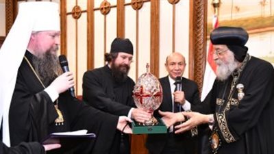 البابا تواضروس يستقبل وفدا رهبانيا روسيا بالمقر الباباوى