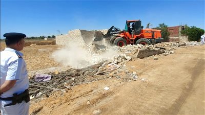 إزالة 40 حالة تعدي على أراضي الدولة بالسويس