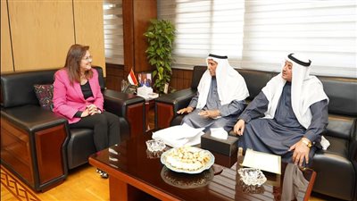 وزيرة التخطيط والتنمية الاقتصادية تلتقي وفد الاتحاد المصري للقبائل العربية بسيناء