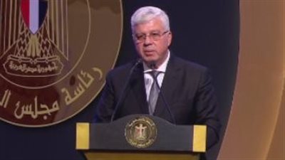 وزير التعليم العالى يعلن قرارا هاما عن الطلاب المصريين القادمين من السودان