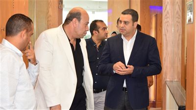 نائب محافظ بورسعيد يتابع سير العمل بالمركز التكنولوجي لخدمة المواطنين ببورفؤاد