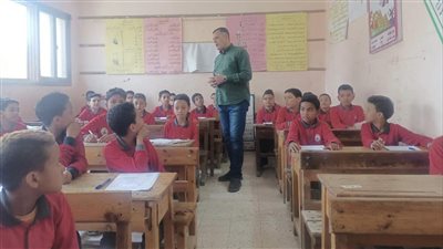مدير تعليم السويس تفقد اللجان الإمتحانية للمرحلة الإبتدائية