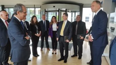 وزير الاتصالات يبحث مع شركات المانية التعاون بمجالات التعخيد وتصميم الإلكترونيات