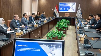  وفد هندي متخصص في صناعة السيارات بالسخنة  للتعرف على الفرص الإستثمارية