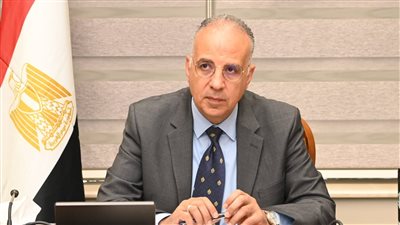 سويلم يتابع إجراءات الإعداد لإسبوع القاهرة السادس للمياه 