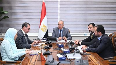 سويلم يتابع ضوابط إستخدام المياه الجوفية ومنظومة المراقبة والتحكم في الآبار الجوفية