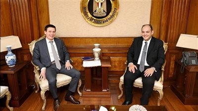 وزير التجارة يستعرض مع نظيره الأوراسي تطور مفاوضات اتفاق التجارة الحرة بين مصر والاتحاد الاقتصادي