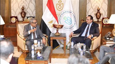 رئيس الرعاية الصحية يبحث التعاون مع الرئيس التنفيذي لمجموعة ستيوارد الأمريكية