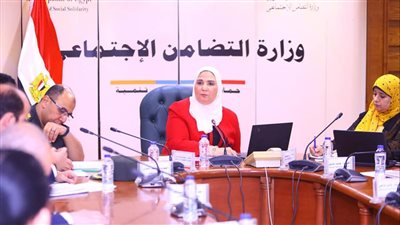 القباج تترأس الاجتماع الأول للجنة الدائمة لتنظيم توزيع السلع الغذائية للأسر الأولى بالرعاية