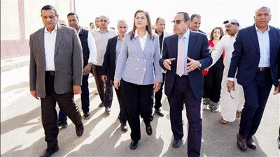 وزيرة التخطيط تتفقد منطقة الورش الحرفية بالعريش خلال زيارتها اليوم لشمال سيناء