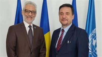 سفير مصر لدى بوخارست يبحث مع مسئول رومانى سبل تعزيز العلاقات