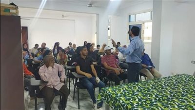 فريق التوعية المائية بوزارة الري يجوب محافظة السويس