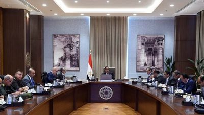 رئيس الوزراء يترأس اجتماع المجموعة الوزارية الاقتصادية