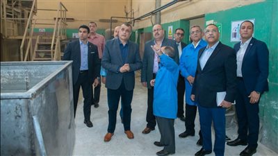 استمرار الزيارات المفاجئة لوزير الإنتاج الحربي.. توجيهات حاسمة لتحسين أوضاع الشركات التابعة