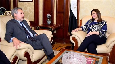 وزيرة الهجرة تستقبل السفير الإيطالي لدى مصر لبحث سبل تعزيز التعاون في الملفات المشتركة